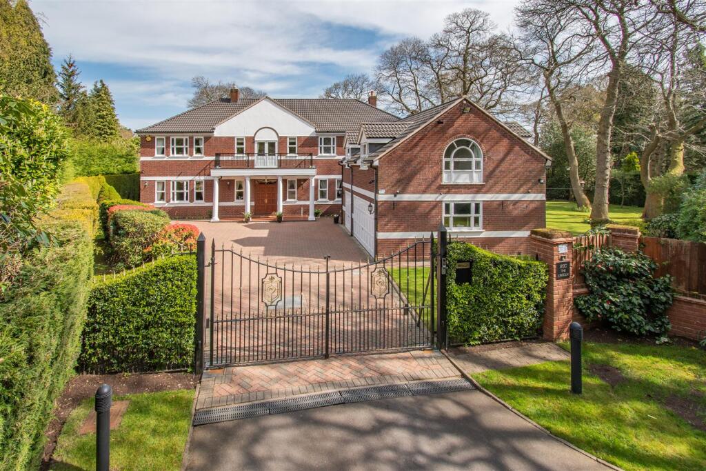 Main image of property: Hartopp Road, Sutton Coldfield