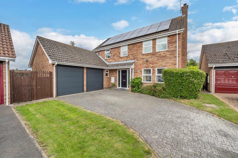 4 bedroom detached house for sale in Millfield Road, Barningham, IP31