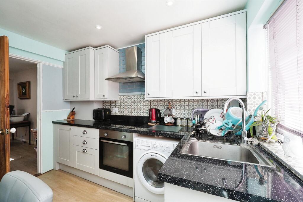 3 bedroom semidetached house for sale in Highfield Gardens, Derby, DE22