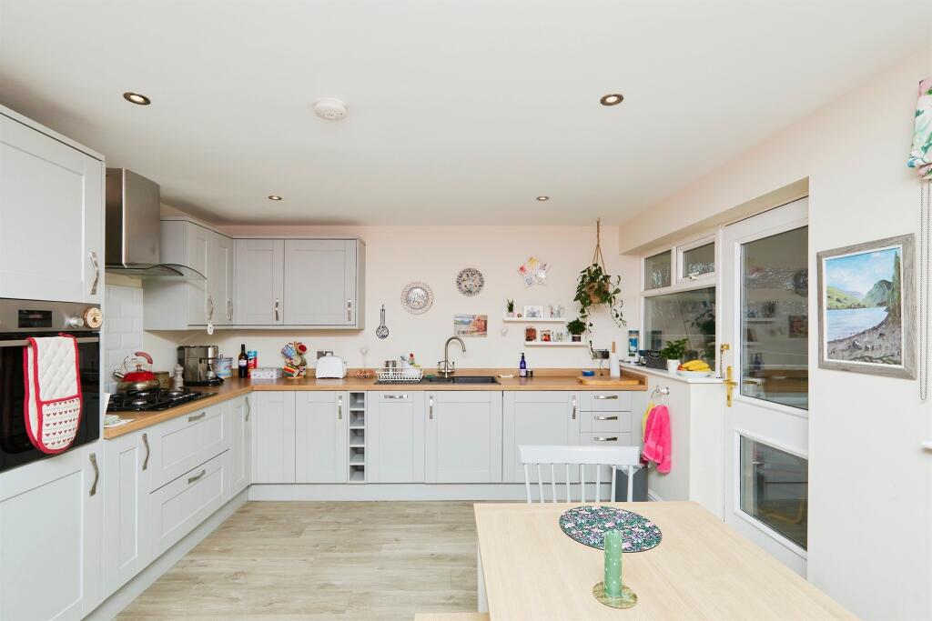 Additional property image - Medway Drive, Allestree, Derby
