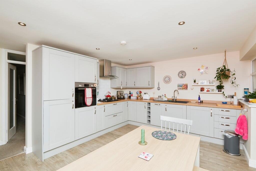 Additional property image - Medway Drive, Allestree, Derby