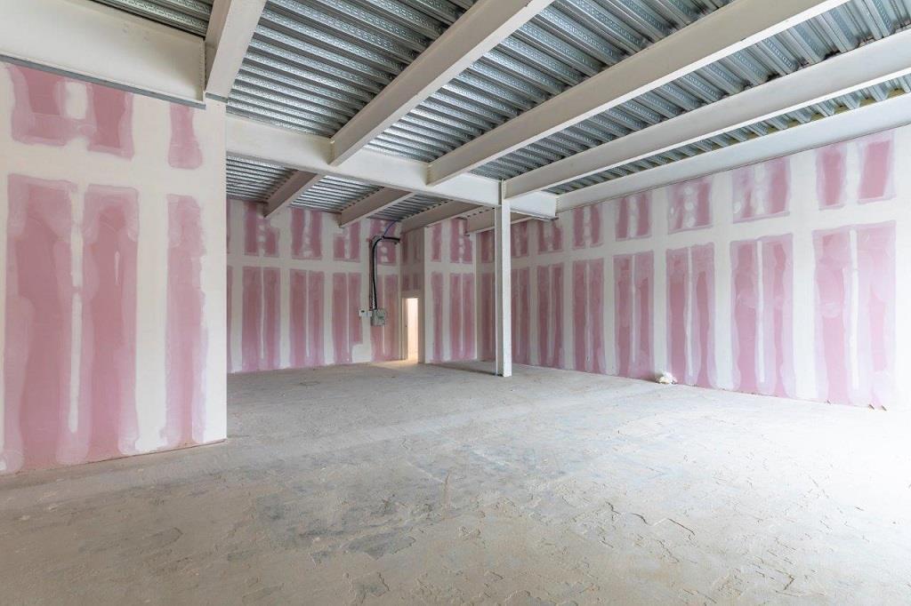 Additional property image - Unit B Swan Centre, Chapel Street, Rugby, Warwickshire, CV21 3EB