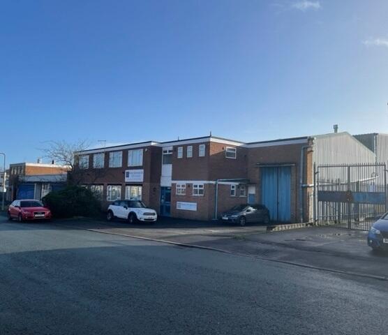 Main image of property: 57 The Avenue, Rubery Industrial Estate, Birmingham, Worcestershire, B45 9AL