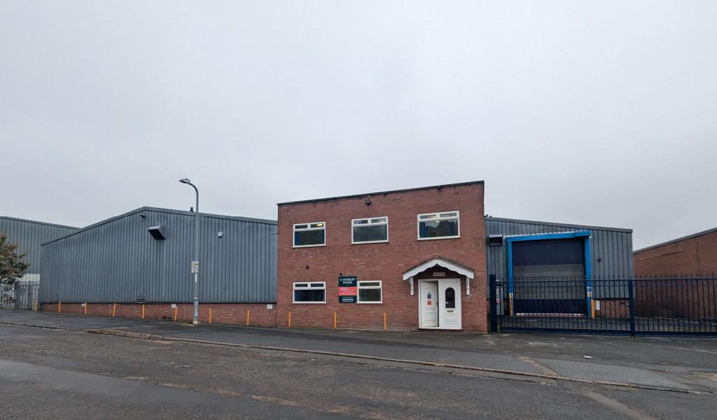 Main image of property: Unit 13-14, Oldington Trading Estate, Kidderminster, Worcestershire, DY11 7QP