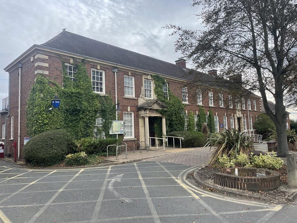 Main image of property: 3 Abbey Road, Evesham, Worcestershire, WR11 4SR