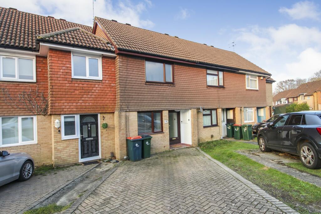 1 bedroom terraced house for sale in Birkdale Drive, Ifield, Crawley, West Sussex. RH11 0TS, RH11
