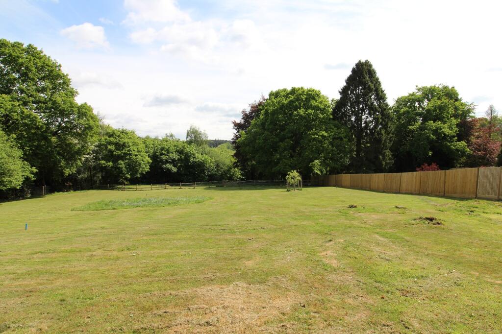 Main image of property: Church Road, Worth, Crawley, West Sussex. RH10 7RT