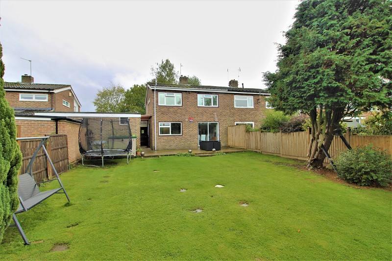 3 bedroom semidetached house for sale in Ifield Drive, Crawley, West Sussex. RH11 0AE, RH11