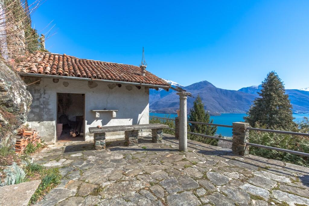 7 bedroom villa for sale in Dongo, Como, Lombardy, Italy