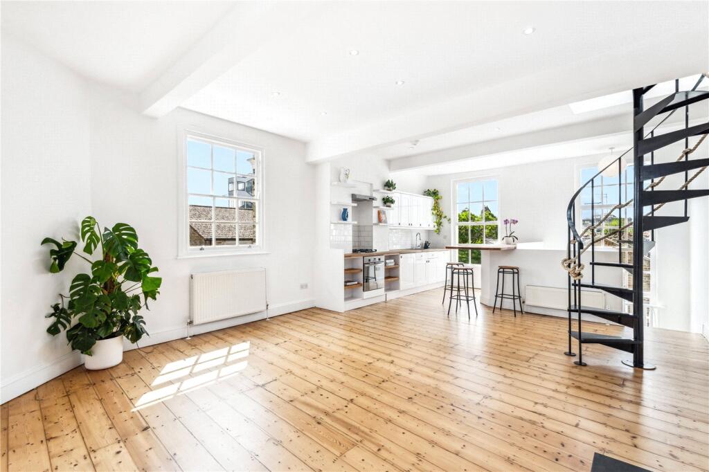 Main image of property: Aldensley Road, London, W6
