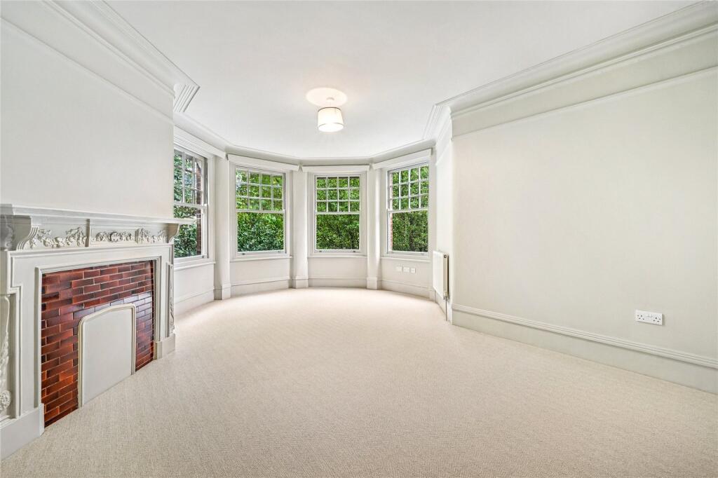 Main image of property: Aynhoe Mansions, Aynhoe Road, London, W14