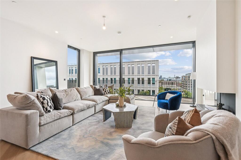 Main image of property: Wood Crescent, London, W12