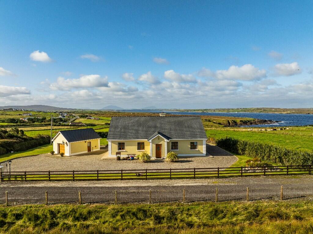 4 bed Detached home for sale in Ballina, Mayo