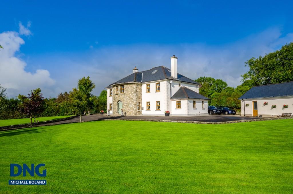 5 bedroom detached house for sale in Crossmolina, Mayo, Ireland