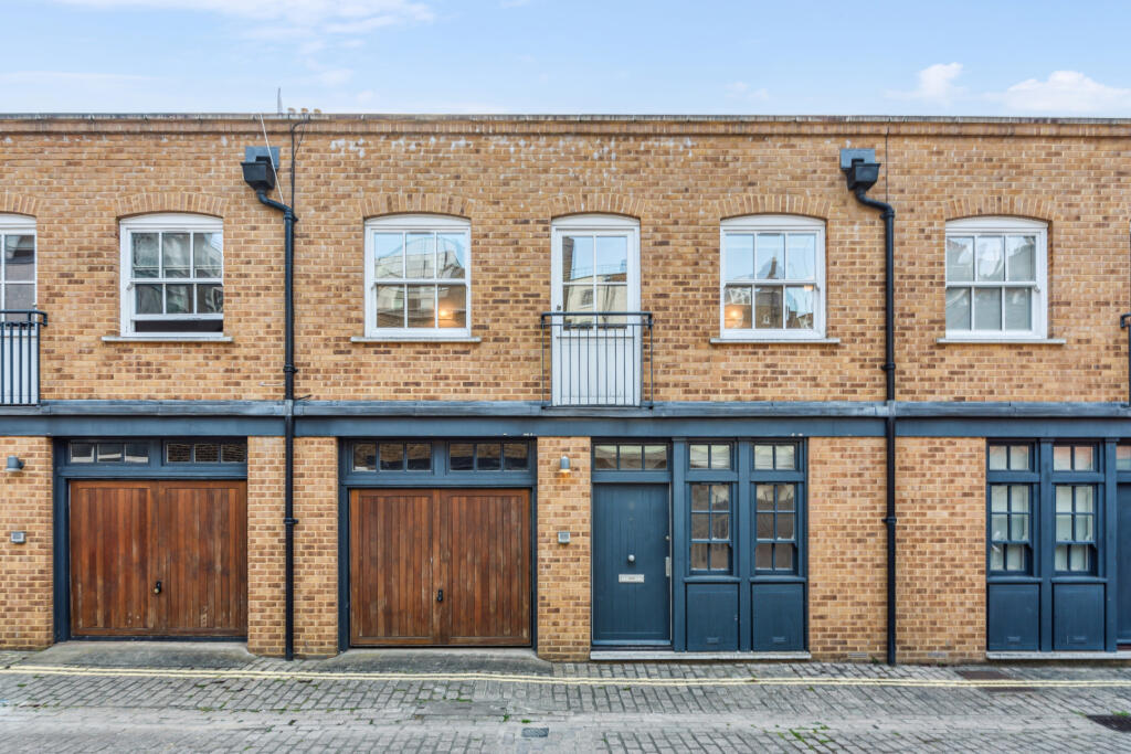 Main image of property: Great Cumberland Mews, London, W1H