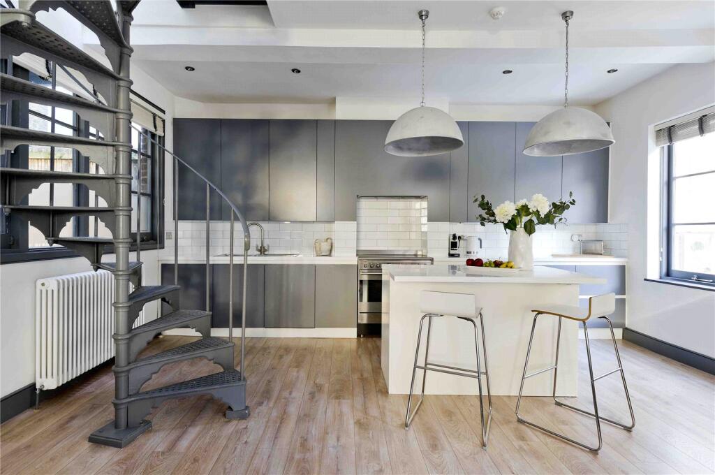 Main image of property: Newman Passage, London, W1T