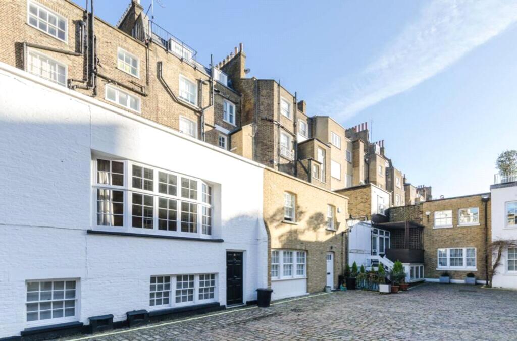 Main image of property: Bryanston Mews East, London, W1H