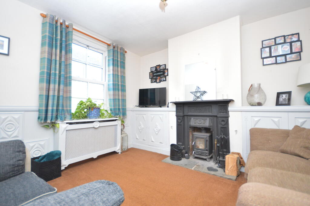 2 bedroom house for rent in Halford Street, Thrapston, KETTERING, NN14