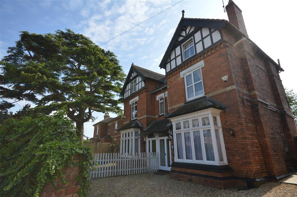 Main image of property: London Road, KETTERING