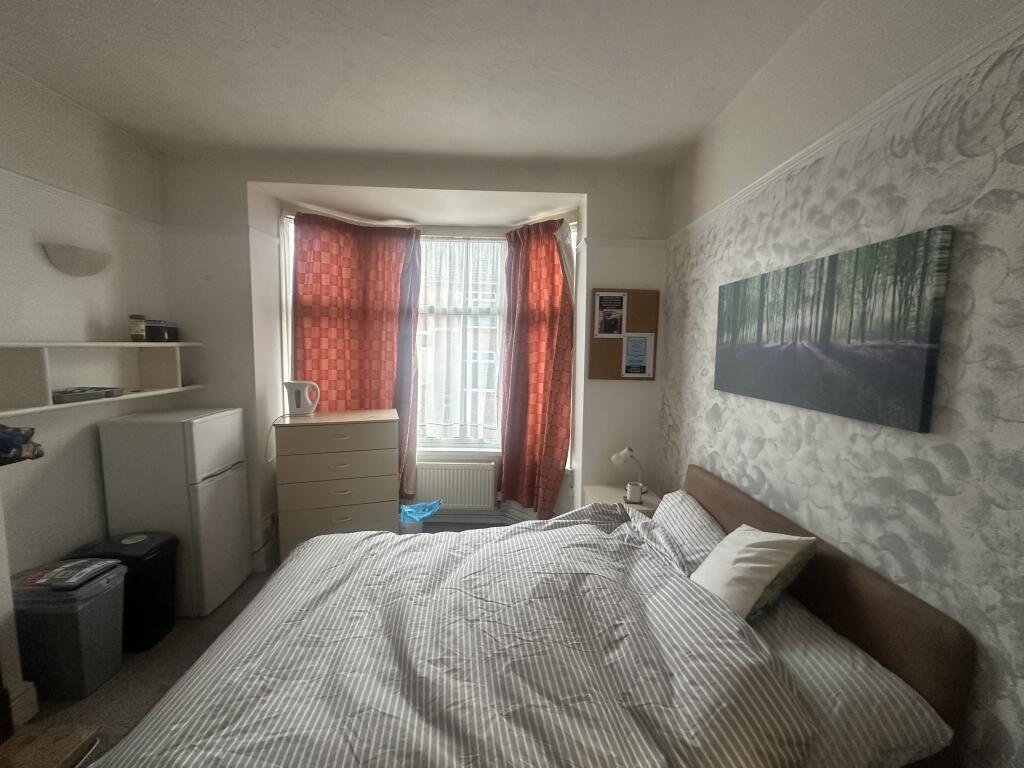Main image of property: Room 4, Mill Road