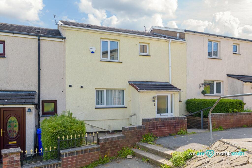 3 bedroom town house for sale in Deer Park Way, Stannington, Sheffield
