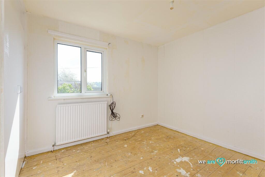 3 bedroom town house for sale in Deer Park Way, Stannington, Sheffield