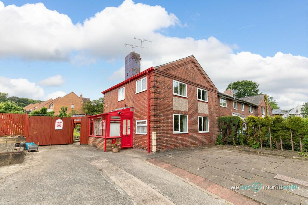 3 bedroom semidetached house for sale in Middlewood Road North