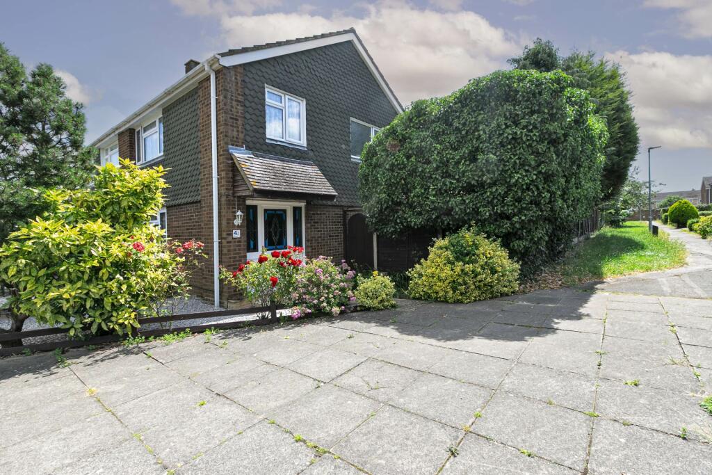 Main image of property: Alwen Walk, Brickhill, Bedford