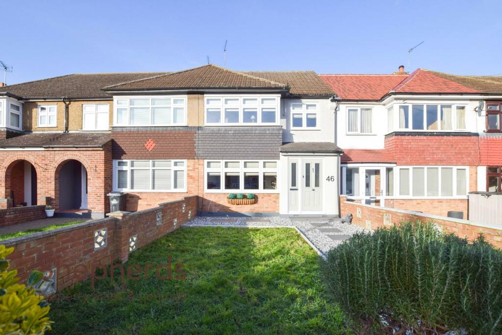 4 bedroom terraced house for sale in Longfield Lane, West Cheshunt, EN7