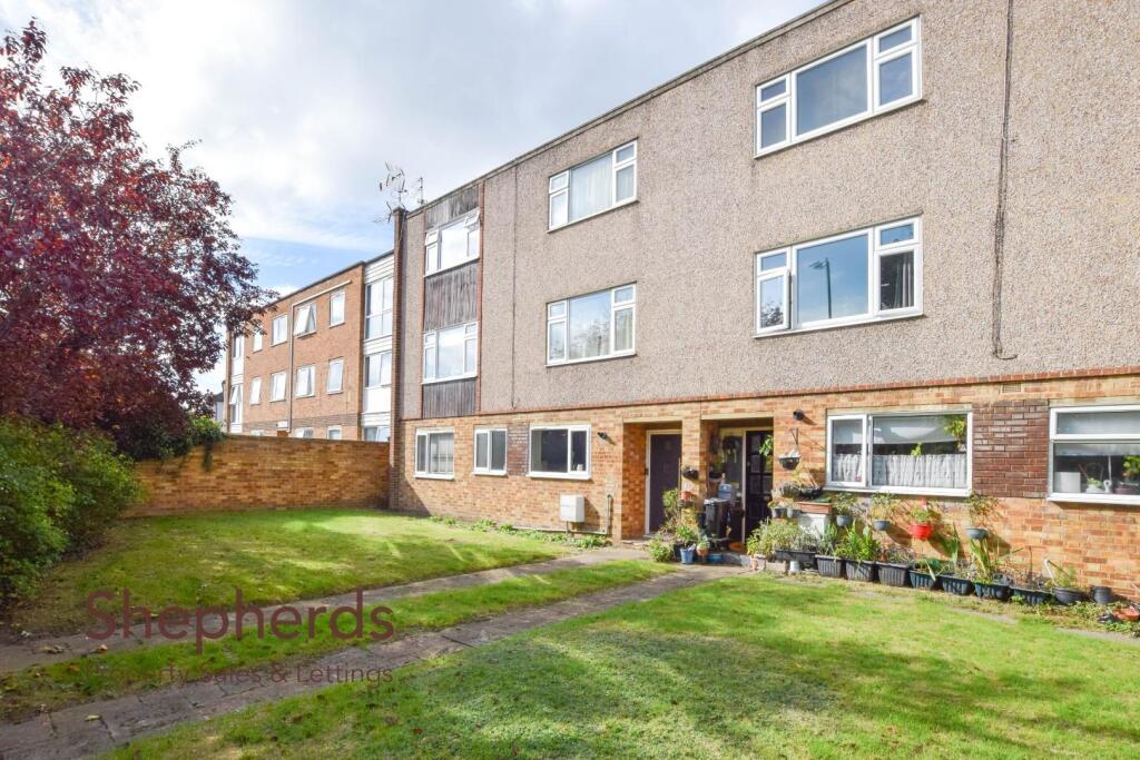 Main image of property: Turners Hill, Cheshunt