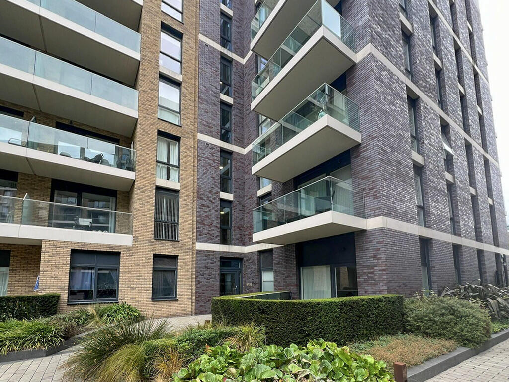 Main image of property: Hamond Court, Queenshurst Square, Kingston Upon Thames