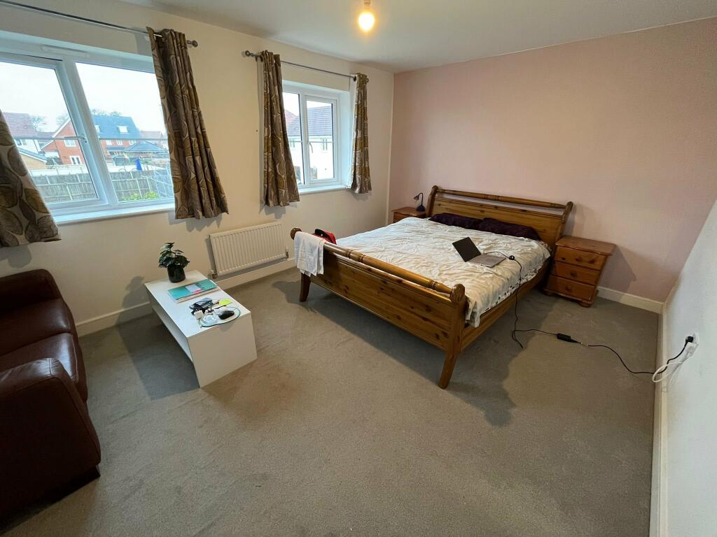 Additional property image - Pippin Way, , Alresford