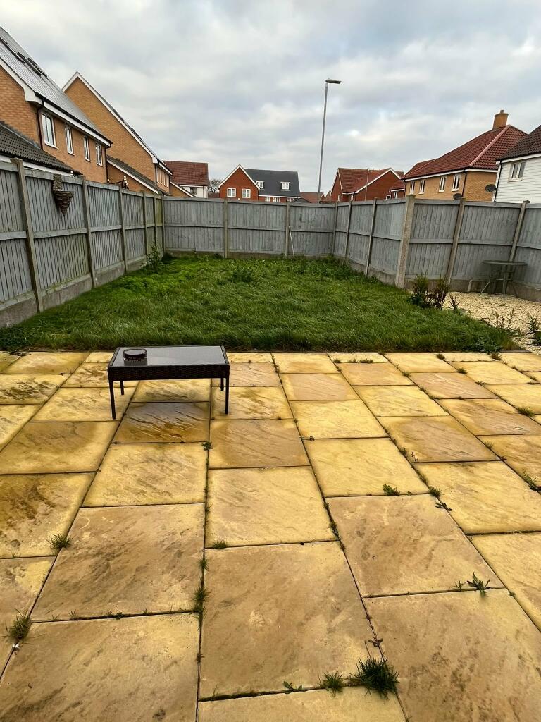 Additional property image - Pippin Way, , Alresford