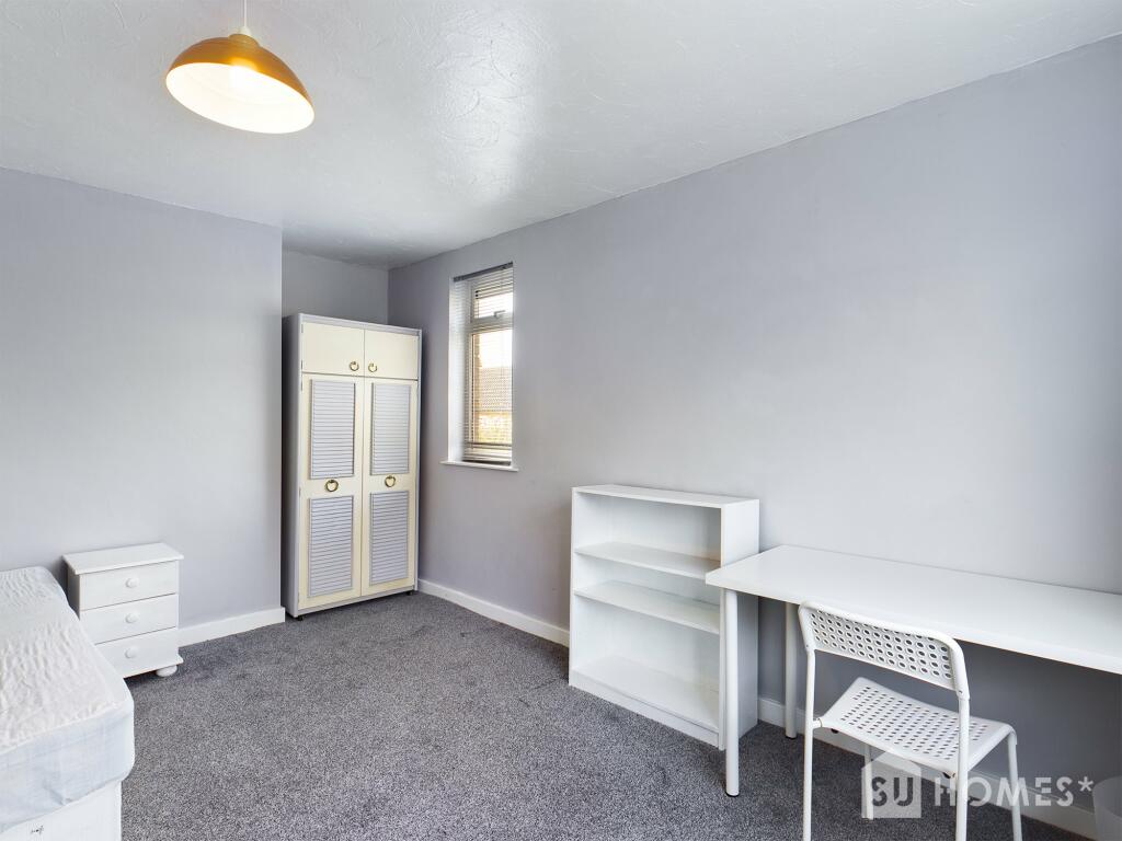 Additional property image - Conifer Close, Colchester, Essex