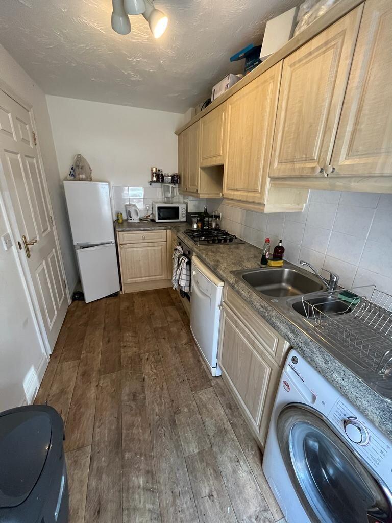 Additional property image - Hatcher Crescent, Hythe, Colchester