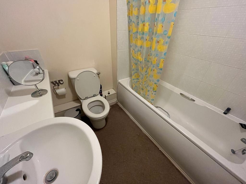 Additional property image - Hatcher Crescent, Hythe, Colchester