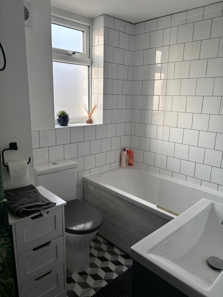 Additional property image - The Cross, , Wivenhoe