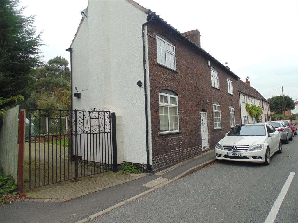 2 bedroom cottage for rent in Coleshill Road, Curdworth, Sutton