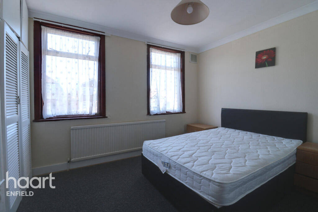 Main image of property: Trent Gardens, Southgate, N14