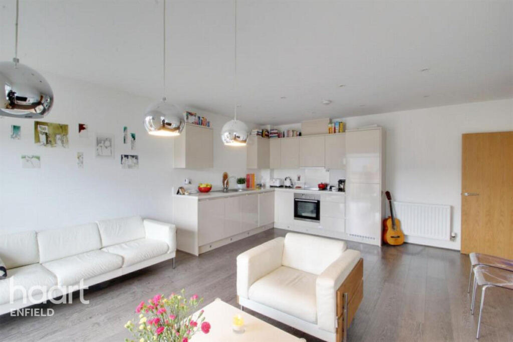 Main image of property: Linden Way, London