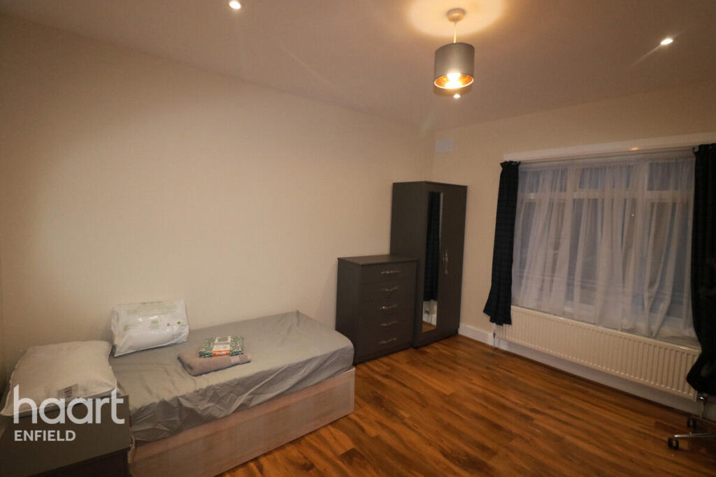 Main image of property: Princes Avenue, LONDON