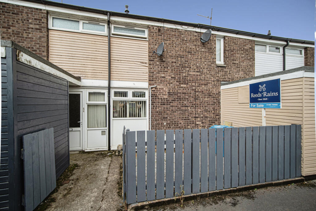 Main image of property: Stroud Crescent, Hull, HU7 4QW