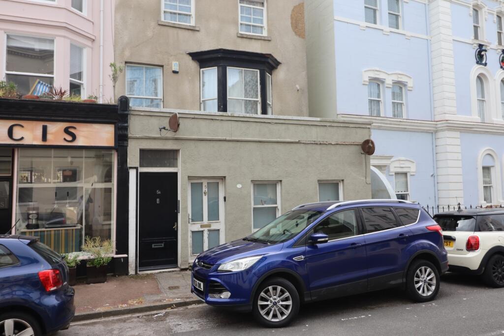 Main image of property: South Street, Scarborough, YO11 2BP