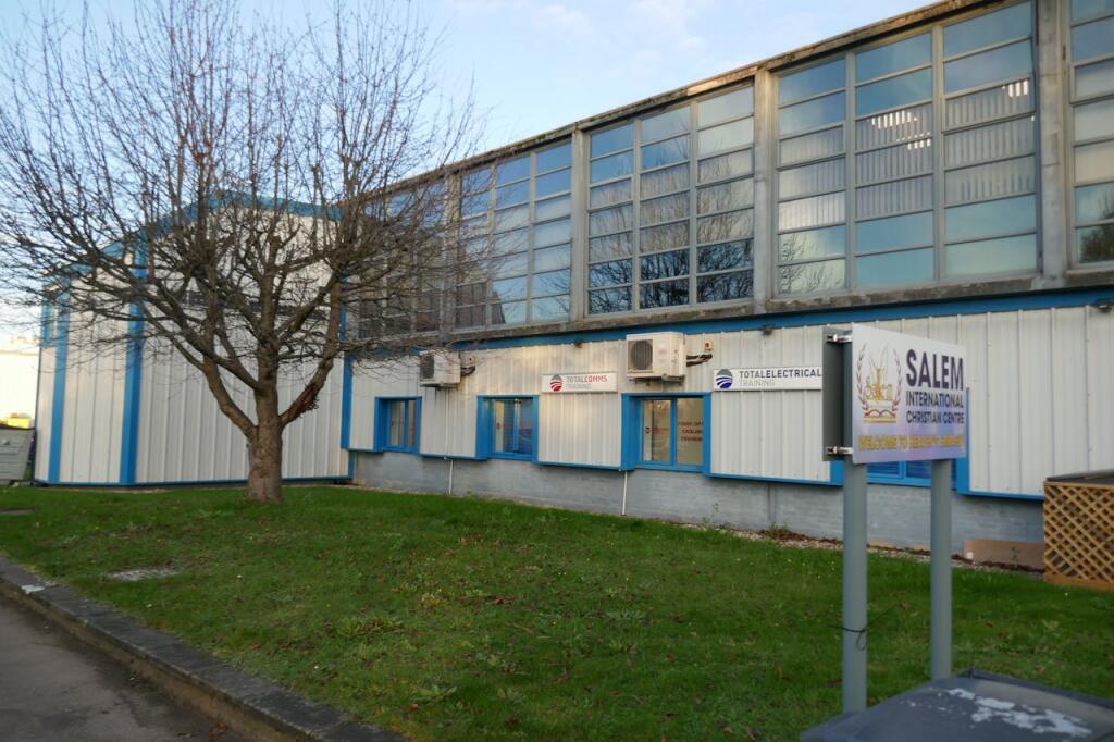 Additional property image - Unit 13, New Horizon Business Cente, Barrows Road, Harlow, CM19 5FN