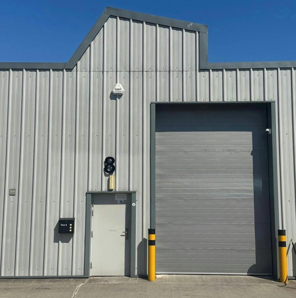 8 Kenrich  Front Pic.jpg