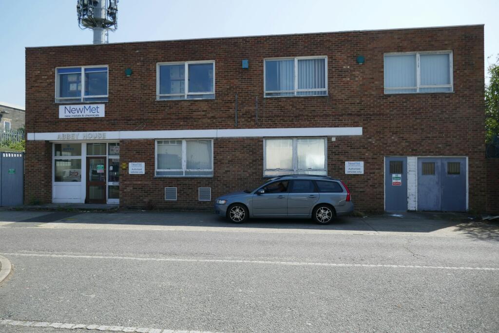 Main image of property: 151 Brooker Road, Waltham Abbey, EN9 1JH