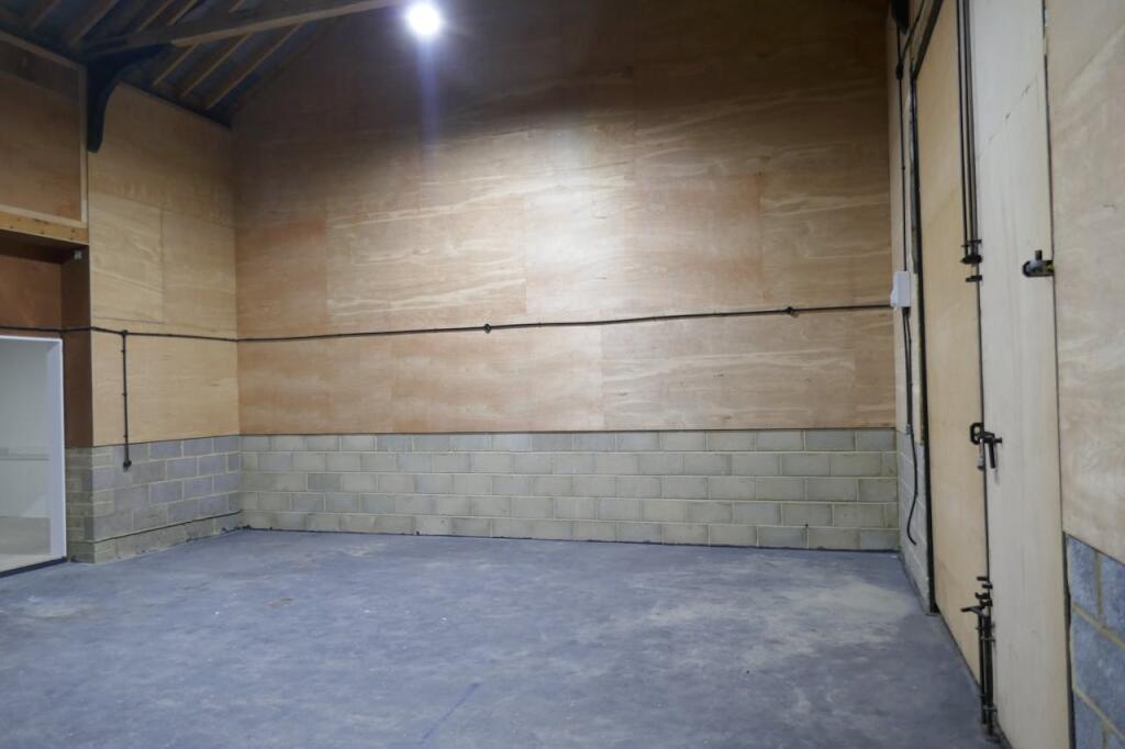 Additional property image - 7 Crumps Farm, Crumps Farm, West Road, Sawbridgeworth, CM21 0LJ