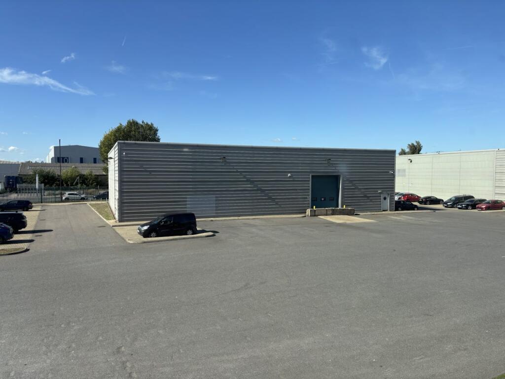 Main image of property: Unit 2 & 3 Birchmere Business Park, Birchmere Business Park, London, SE28 0AF