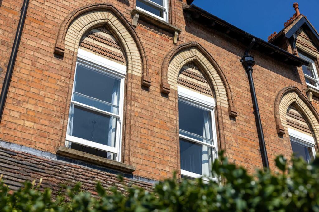Additional property image - Southbank Road, Kenilworth, CV8