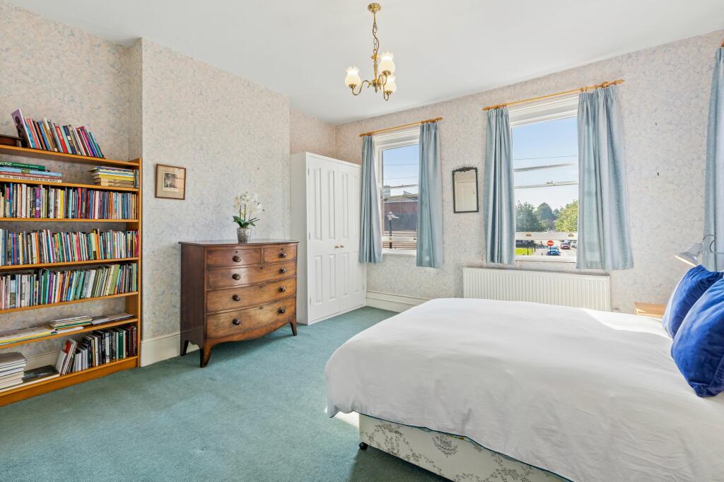 Additional property image - Southbank Road, Kenilworth, CV8